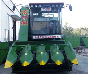 玉米青儲(chǔ)機(jī)